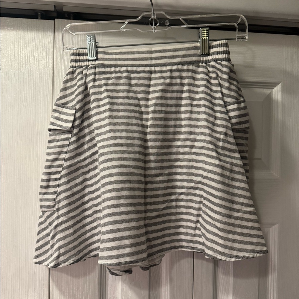 BCBGeneration Gray and White Striped Skirt